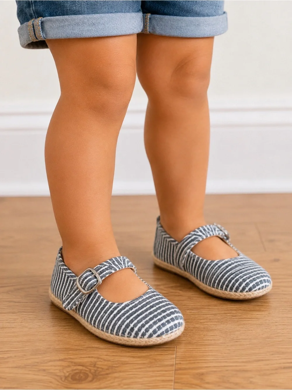 Old Navy Kids Black and White Striped Dress Shoes